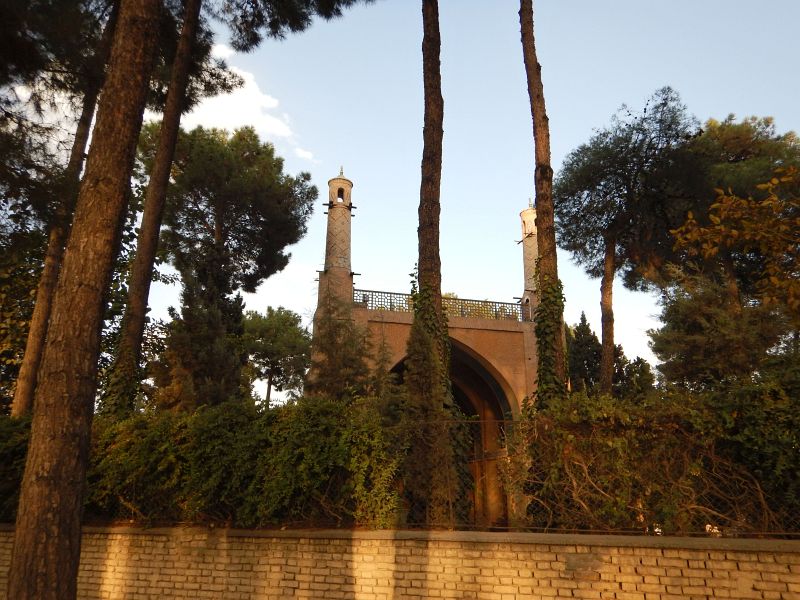 2016-11-01, Filbo Iran,Isfahan,Shaking Towers,DSCN2834