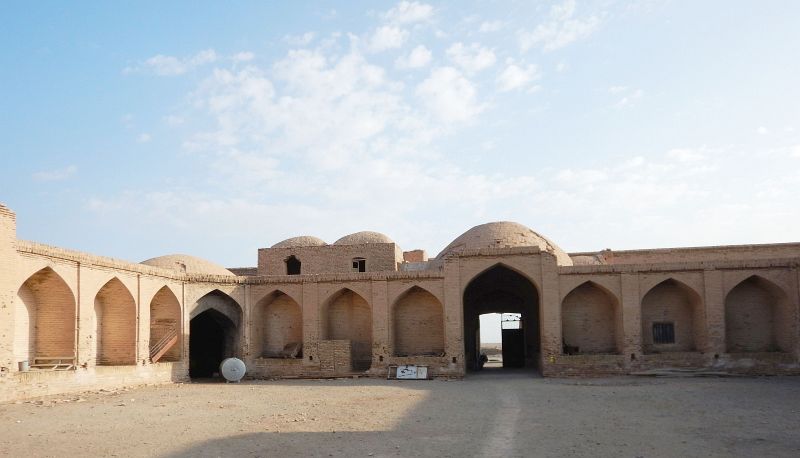 2016-11-05, Filbo Iran,Naein -Ardakan, Karavanerie,DSCN2915