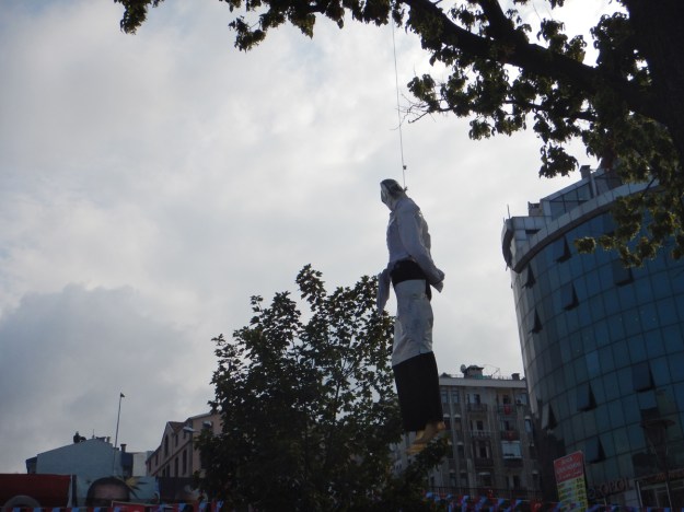 2016-08-29, Filbo Türkei,Trabzon Güllen Figur,DSCN1959