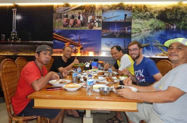 2017-05-12, Filbo Indonesien,COOLPIX AW1303193