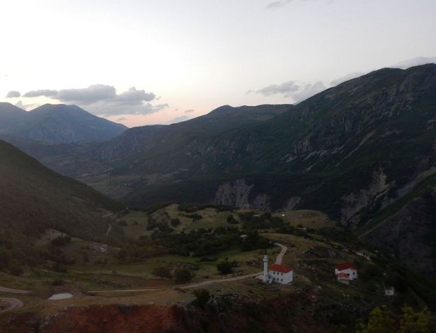 2016-06-15,Filbo,Albanien,Region Kalis,DSCN1342